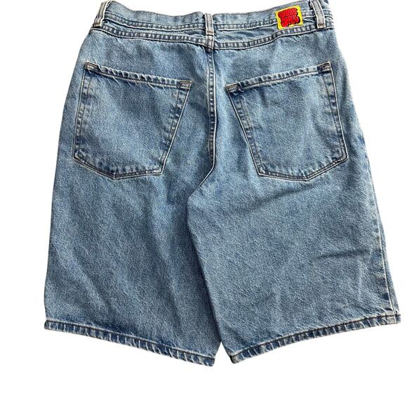 Baggy Empyre Jean Shorts Size 32 Skater Y2K 2000s FAST SHIPPING - Picture 1 of 7